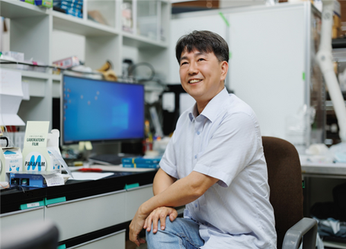 < 한국전기연구원 전기재료연구본부 전기변환소재연구센터 차승일 책임연구원 / 한국전기연구원 제공 >