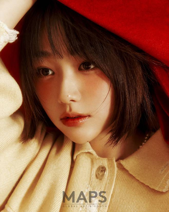 배우 강미나 화보. 맵스(MAPS) 매거진 제공.