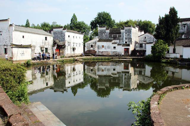 제갈팔괘촌 중심에 있는 연못인 종지. ⓒ최종명