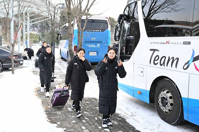 국가대표 선수들이 18일 해병대 캠프에 입소하는 모습. /사진=대한체육회 제공