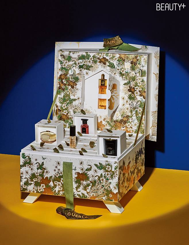 겔랑 홀리데이 어드방 캘린더 2023