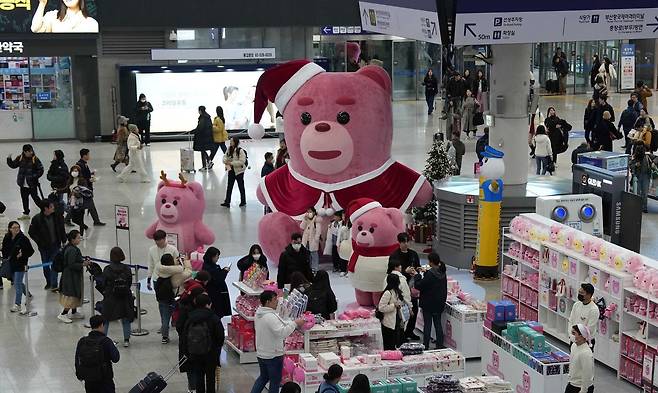 부산역에 설치된 코레일유통 벨리곰 팝업스토어.(코레일유통 제공)