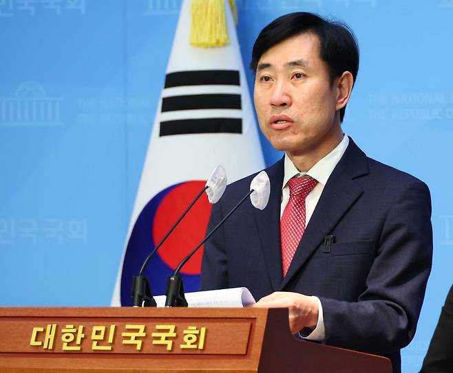 하태경 국민의힘 의원이 27일 오전 서울 여의도 국회 소통관에서 22대 총선 서울 종로 출마 선언을 하고 있다. / 사진=김병언 기자