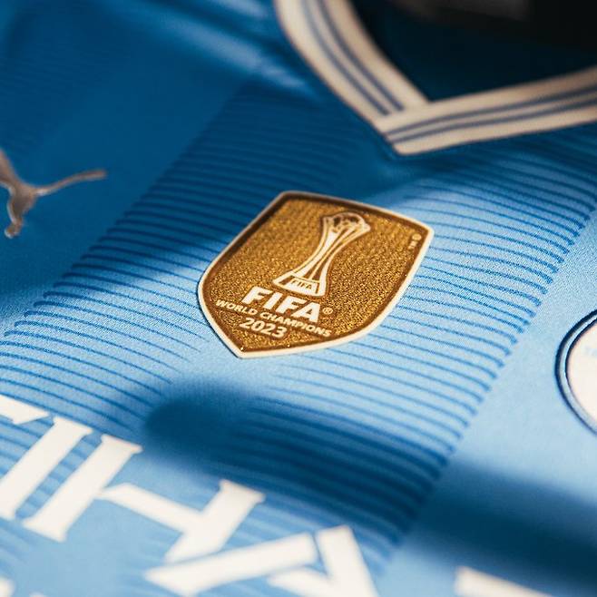 맨시티 유니폼에 붙은 클럽월드컵 우승 패치. /사진=맨체스터 시티 공식 SNS