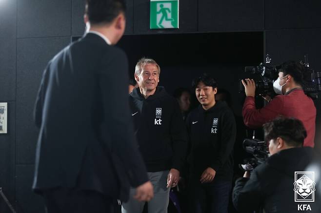 ▲ 64년 만의 아시안컵 정상에 도전하는 한국 축구대표팀의 26인 최종 명단이 28일 용산CGV에서 열린 명단 발표식을 통해 공개됐다 ⓒ대한축구협회