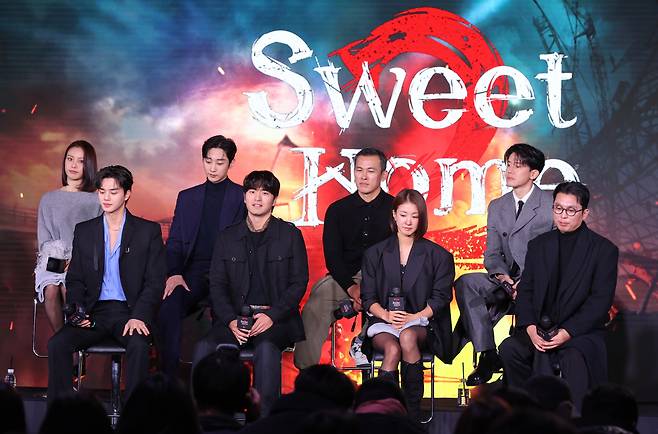 Director Lee Eung-bong and the cast of Netflix drama "Sweet Home Season 2" participate in a press conference in Seongdong-gu, Seoul on Nov. 30. (Yonhap)