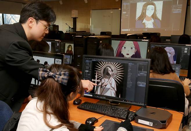 지난달 12일 서울 광진구 세종대 만화애니메이션테크학과에서 '디지털코믹스제작' 수업이 진행되고 있다./주완중 기자