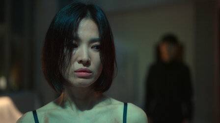 '더 글로리'에서 복수극을 펼쳤던 송혜교가 오컬트 영화 '검은 수녀들'의 출연을 검토 중이다. 사진제공=넷플릭스
