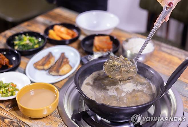 뜨끈한 해장국 [사진/ 성연재 기자]