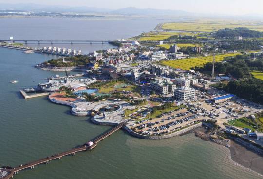 2023년 한국관광공사 대한민국 밤밤곡곡 100선에 선정된 삽교호 관광지는 예전부터 영화와 드라마 촬영장소로 유명하다. 사진=당진시 제공