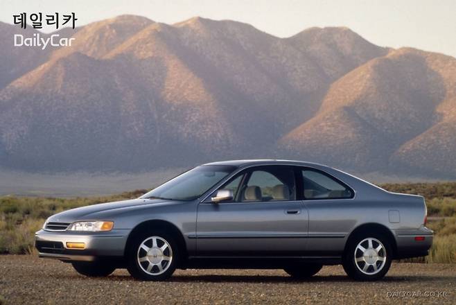 혼다 어코드 (5세대)