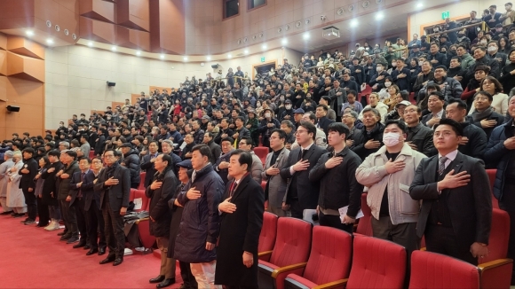 시민 등 1000여명이 참석한 가운데 순천대학교 우석홀에서 열린 서갑원 전 의원의  ‘무진(無盡)’ 출판기념회 모습.