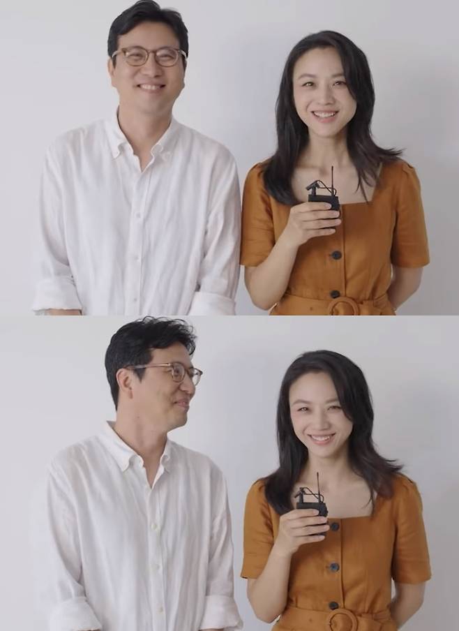 ▲ 김태용 감독(왼쪽)과 배우 탕웨이. 출처| 유튜브 채널 \'노컷브이\' 영상 캡처