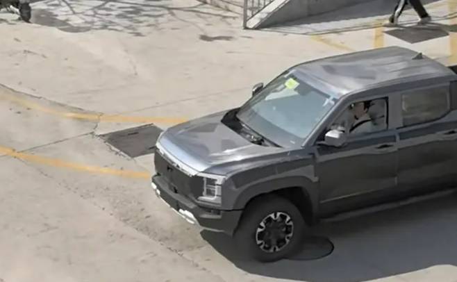 사진 : BYD 픽업트럭 테스트카 (출처=오토스파이넷)