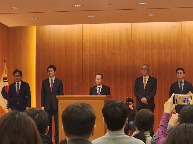 윤세영 태영그룹 창업회장이 9일 서울 영등포구 여의도 태영건설 사옥에서 열린 기자간담회에서 발언하고 있다. 안하늘 기자