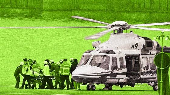 흉기로 피습 당한 이재명 대표가 헬기로 부산대 병원에서 서울대 병원으로 이동한 것을 놓고 논란이 일고 있다. 그래픽=김지윤 기자