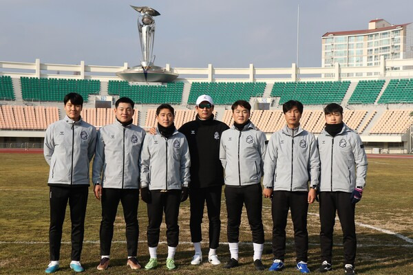 박동혁호 코칭 스태프. 사진┃경남 FC