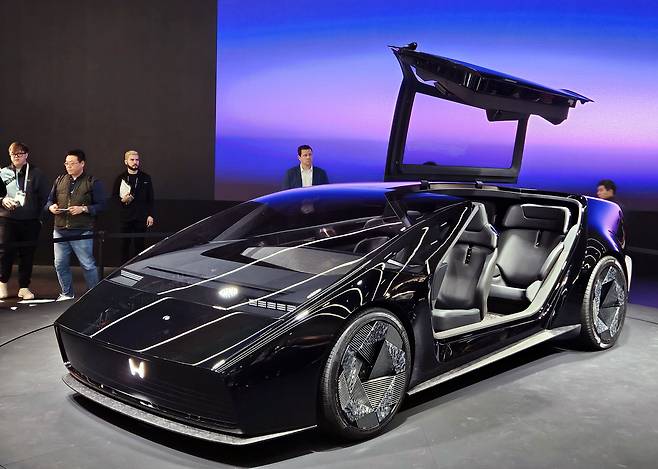 10일(현지시각) CES가 열린 미국 라스베이거스 컨벤션센터(LVCC)에 전시된 혼다 0시리즈 전기차 살룬 콘셉트. /고성민 기자