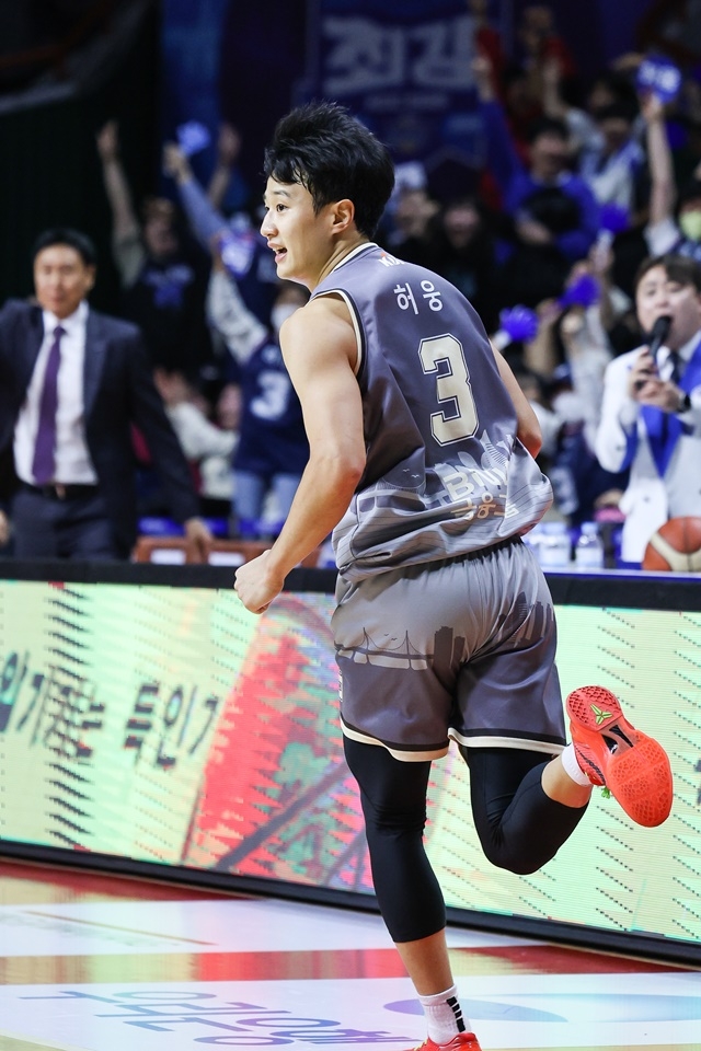 SK전에서 맹활약한 KCC 허웅. 사진=KBL 제공