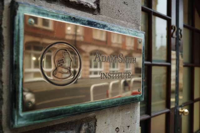 영국 런던에 위치한 애덤스미스연구소(ASI). 1977년 설립된 ASI는 영국을 대표하는 경제 싱크탱크 중 하나다. 런던=이준형 기자