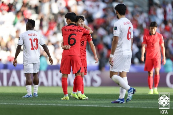 이강인(가운데 오른쪽, 남자 축구대표팀). 대한축구협회 제공