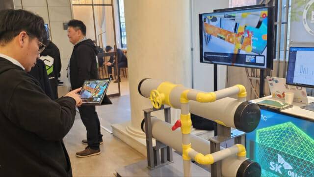 실제 DX 서비스를 체험할 수 있는 PTC DX 서밋 2024 부스