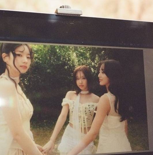 사진=왼쪽부터 다현, 나연, 지효/나연 소셜미디어 캡처