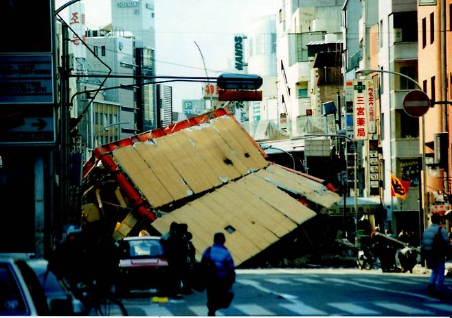 1995년 1월 17일 효고현 남부 지진(고베 대지진) 당시 사진 /사진=일본 소방 방재 박물관(消防防災博物館) 홈페이지 캡처