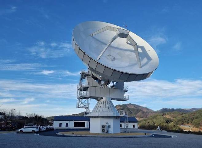 한국우주전파관측망(KVN) 평창망원경. 한국천문연구원