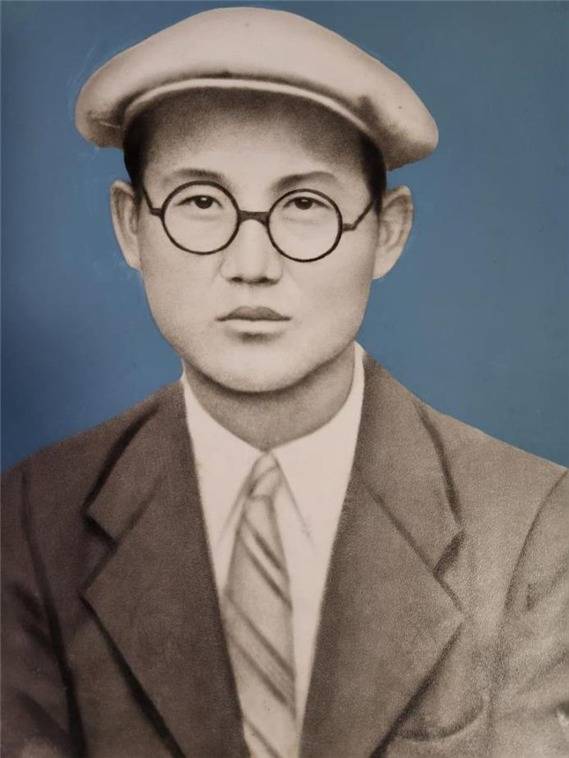 고(故) 김명손 경사의 초상화.(국방부 제공)