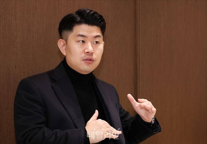 김금혁 전 국가보훈부 장관 정책보좌관이 19일 오전 서울 여의도의 한 카페에서 데일리안과 인터뷰를 하고 있다. ⓒ데일리안 홍금표 기자