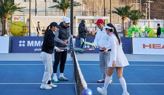 13일 필드홀딩스가 첫 테니스 프랜차이즈 'MMOVE Tennis 천안점'을 오픈했다. / 사진제공=필드홀딩스