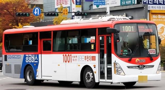 고양~부천을 운행하는 1001번 경기도 공공버스. 고양특례시 제공