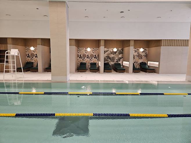스타필드 수원점에서 운영하는 ‘콩코드 피트니스 클럽’내 수영장. (사진=김정유 기자)