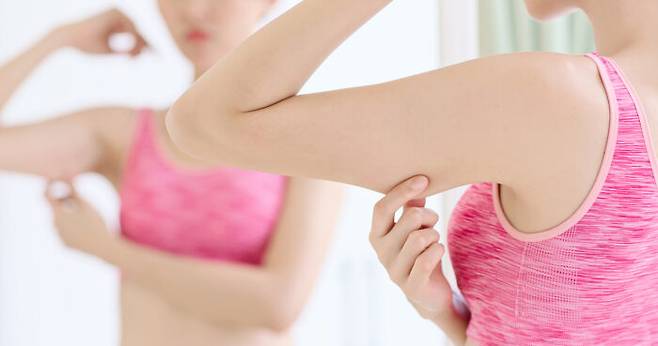 아직 근육량과 운동기능이 보존된 중년부터 근육 살리기에 관심을 가져야 한다. [사진=클립아트코리아]