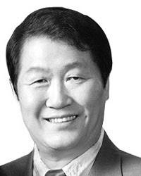 손호철 서강대 명예교수·정치학