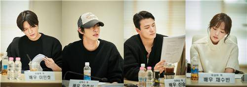 '전지적 독자 시점' 캐스팅 왼쪽부터 배우 이민호·안효섭·신승호·채수빈