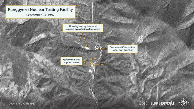1987년 촬영된 풍계리 핵실험장 지휘센터 공사 정황 위성사진 [CSIS의 '분단을 넘어(Beyond Parallel)' 홈페이지 캡처. 스폿1 촬영 CIA 제공. 재판매 및 DB 금지]