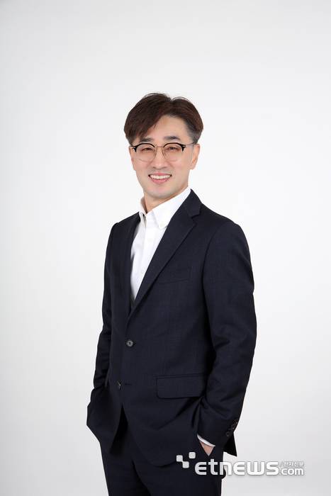 조용상 한국열린사이버대 디지털비즈니스학과장 겸 인공지능융합학과 교수