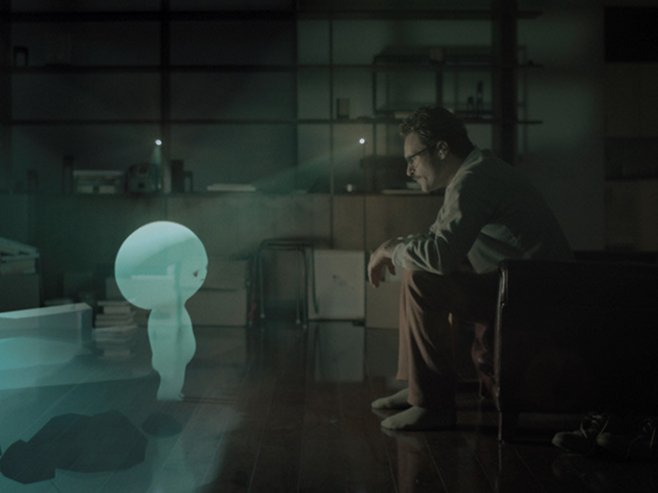 2013년에 개봉한 영화 ‘her’. 아내와 별거 중인 주인공 테오도르는 자신의 말에 귀 기울여주는 인간형 인공지능 서비스 ‘사만다’에게 사랑을 느낀다. [사진 출처=워너 브라더스]