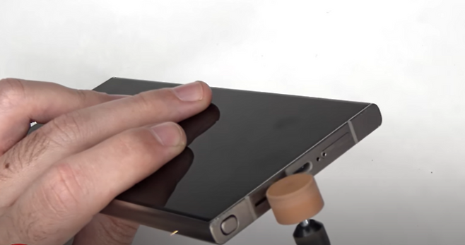 [사진 출처=IT 유튜버 ‘PBK 리뷰스’ 영상 캡처]