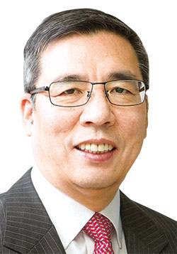 고재윤
경희대 호텔관광대학 고황명예교수 겸
한국국제소믈리에협회장