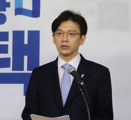 더불어민주당 내 원외 친명(친이재명)계 핵심 인사로 꼽히는 현근택 민주연구원 부원장