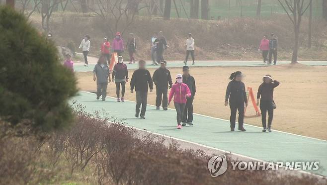 걷기 한강 시민공원 [연합뉴스TV 캡처]