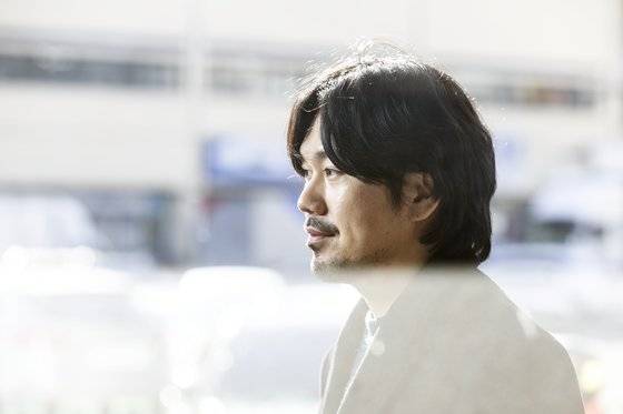 이성동 대표는 납북자·억류자·국군포로 문제 해결에 보탬이 되기 위해 물망초를 활용한 패션쇼를 열기로 했다. 김현동 기자