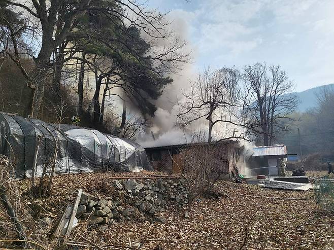 충남 보령시 청소면 야산 산불 [산림청 제공. 재판매 및 DB 금지]