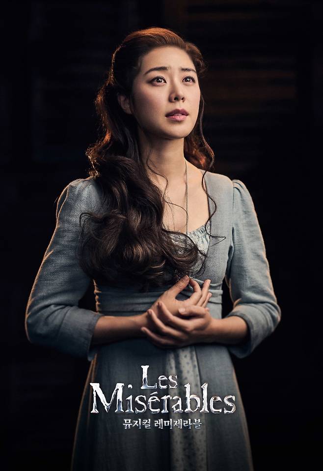 배우 조정은 뮤지컬 ‘레미제라블’ 한국 공연의 초연부터 세 번째 시즌까지 판틴을 도맡고 있다. 그는 “판틴을 연기할 수 있는 나이대에 ‘레미제라블’을 할 수 있다는 것이 큰 행운”이라고 했다. [(주)레미제라블코리아 제공]