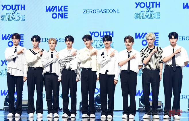 그룹 제로베이스원. (ZEROBASEONE/성한빈, 김지웅, 장하오, 석매튜, 김태래, 리키, 김규빈, 박건욱, 한유진) ⓒ이혜영 기자 lhy@hankooki.com