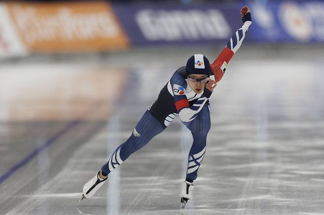 김민선이 여자 500m 디비전A에서 질주하고 있다.퀘백시티|EPA 연합뉴스