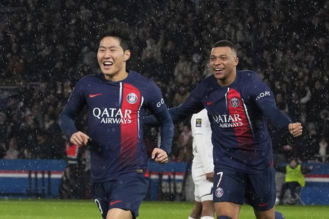 [파리=AP/뉴시스] PSG 이강인